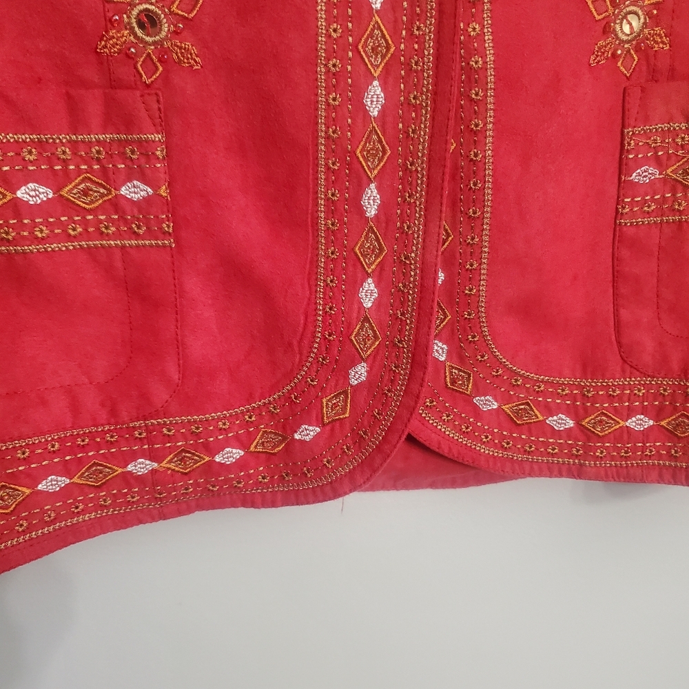 ColdWater Creek Red Faux Suede Embroidered Embellished Blazer  Sz14 Chic Grandma - Picture 3 of 16